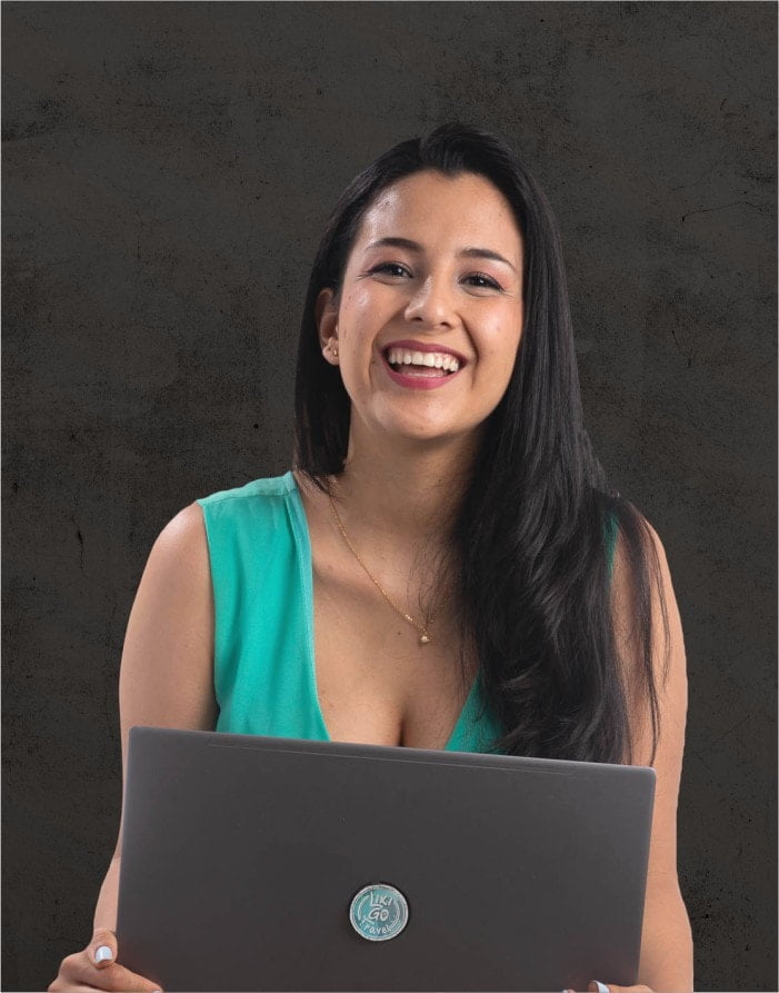 LIXY<br> <small>EMPRENDEDORA Y VIAJERA</small>